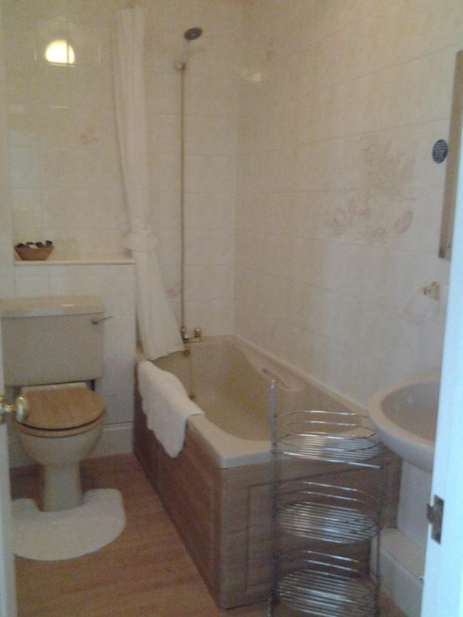 Rolles Court Bed and Breakfast Dover Buitenkant foto